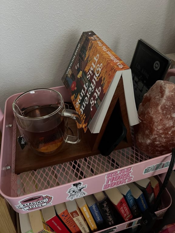 Acacia Book Nook Reading Valet - gallery image 6