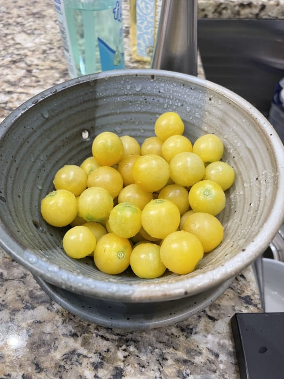 Handmade Stoneware Berry Rinsing Bowl - gallery image 3